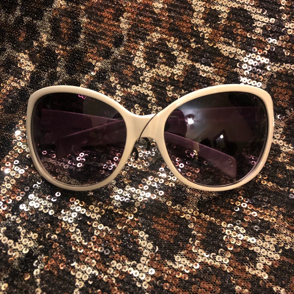 {???} Pearl White Diamond Design Sunglasses